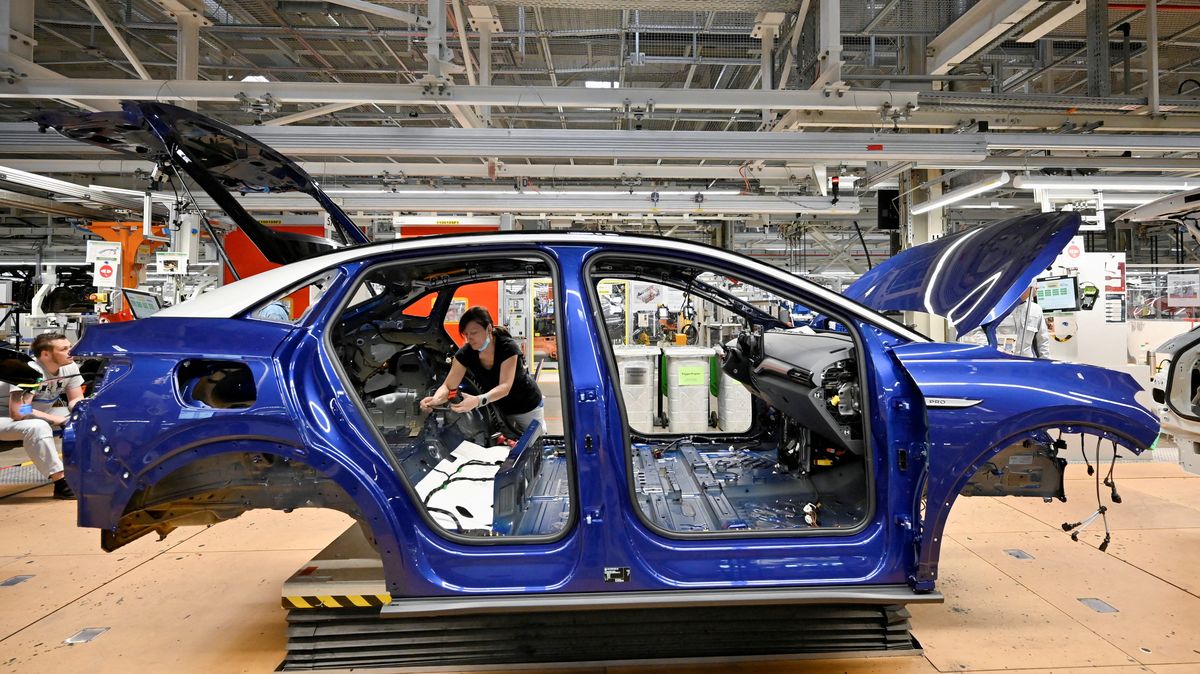 Výroba automobilky Volkswagen se zastavila kvůli poruše IT sítě